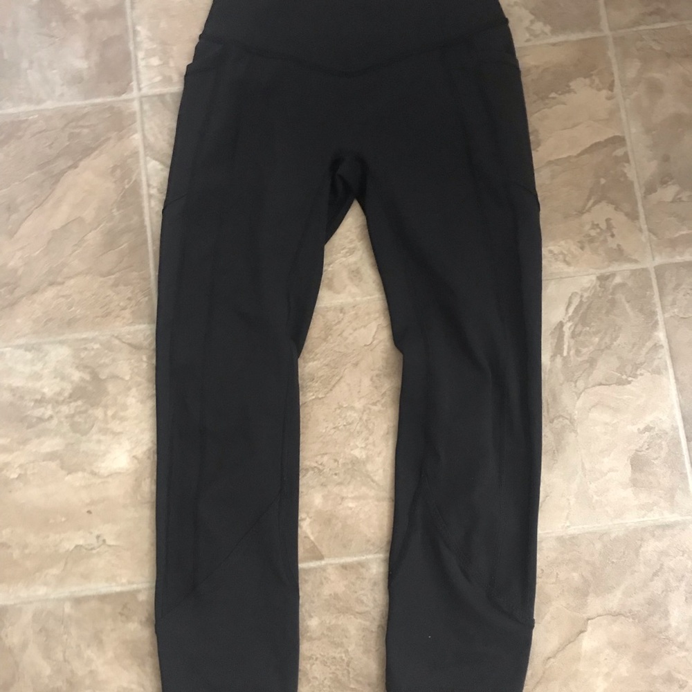 Lululemon ATRP Crops Black